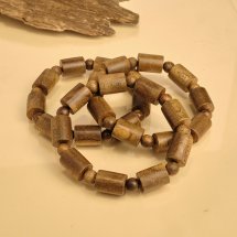 Vòng tay trầm hương -Trầm tốc vườn đốt trúc 12li – Trúc Hưng Vượng Phát