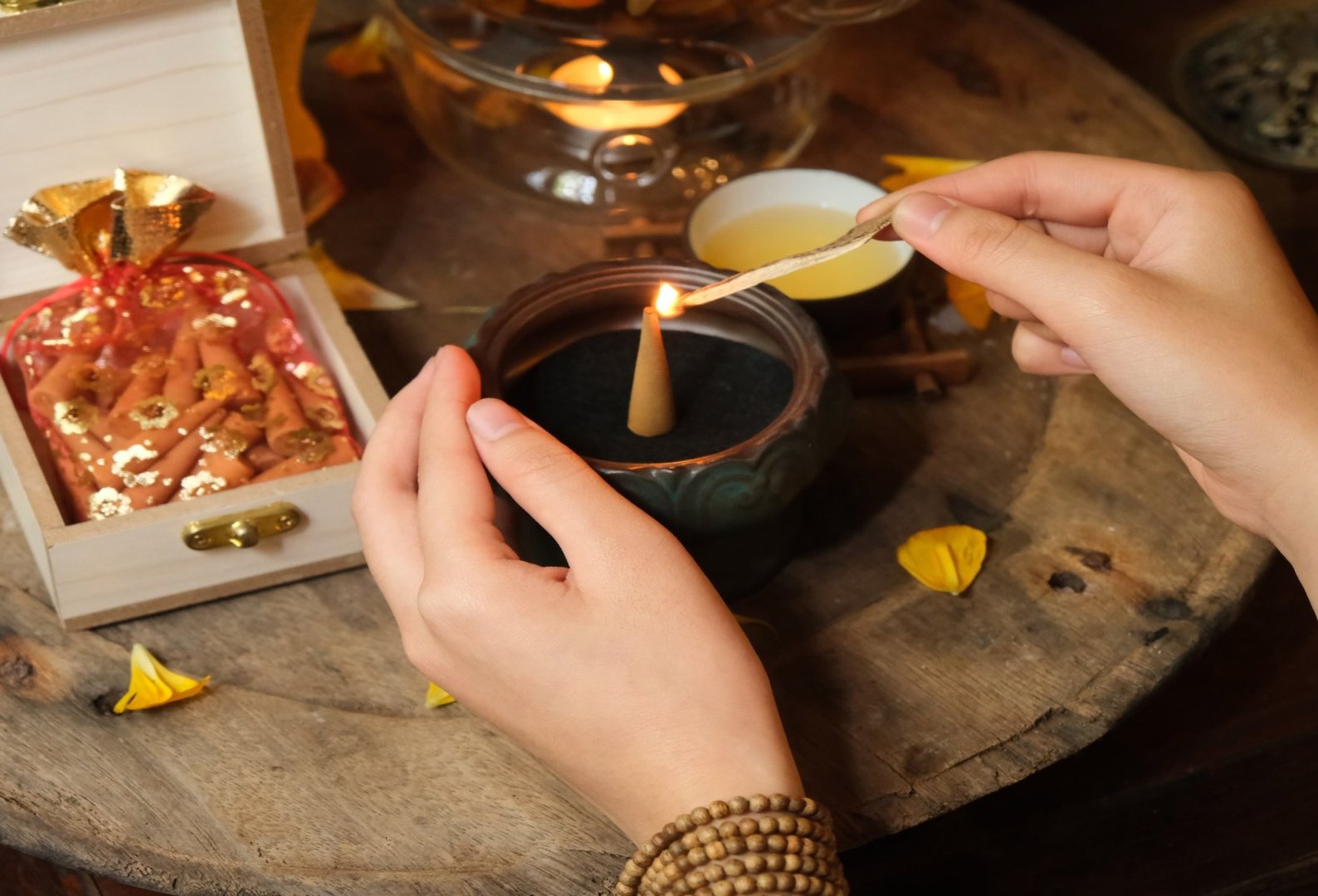 [Mẹo] Bỏ túi 5 cách chọn nhang trầm chất lượng uy tín