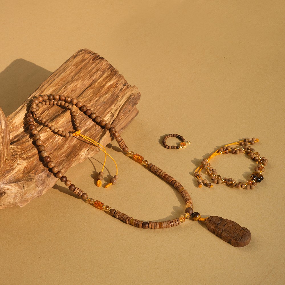 Bộ Trang Sức Trầm Hương DANA Hoàng Thổ