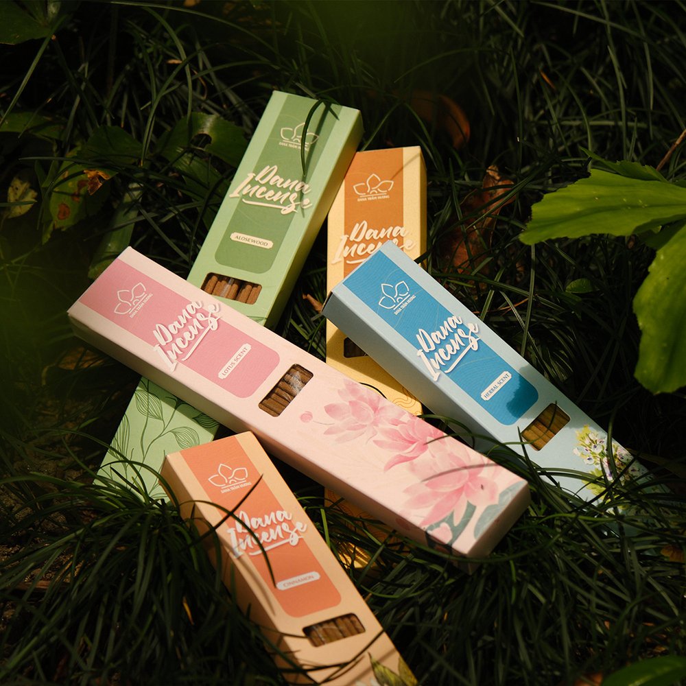combo hương sắc bốn mùa sen-quế-thảo mộc-trầm Dana incense