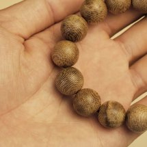 Vòng tay trầm hương -Trầm tự nhiên Việt Nam – Hưng Phúc An 12li