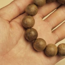 Vòng tay trầm hương -Trầm tự nhiên Việt Nam – Hưng Phúc An 14li
